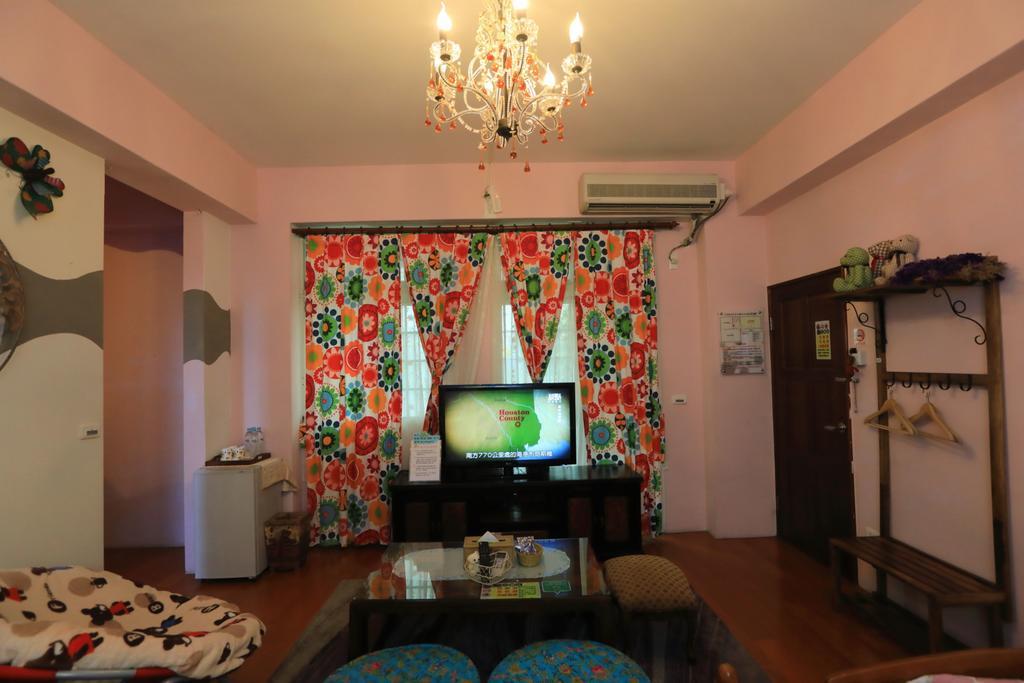 Bearbear Homestay Hualien City Exterior foto